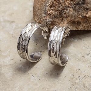 Vintage Southwestern Sterling Silver 926 Engraved Hoop Earrings